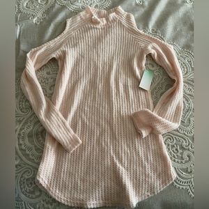 NWT Decree Women’s Light Pink Sweater in a size S